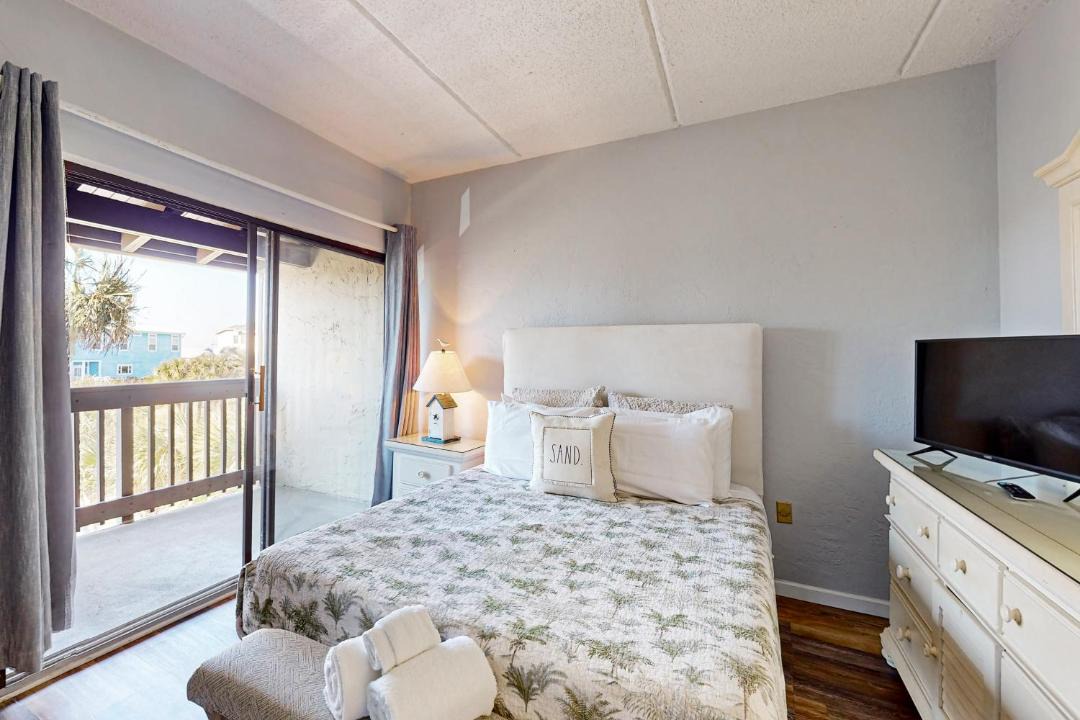 Photo of Bedroom in Butler Beach