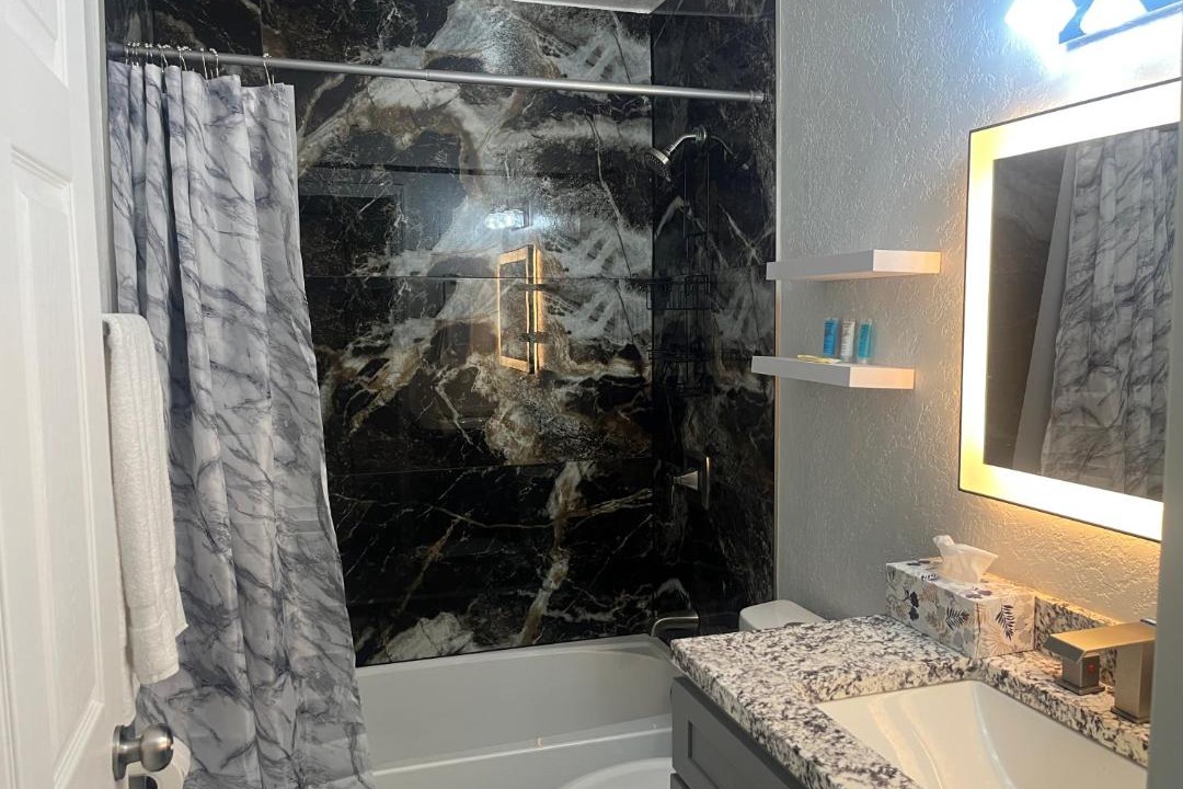 Photo of Bathroom in Lake Wales