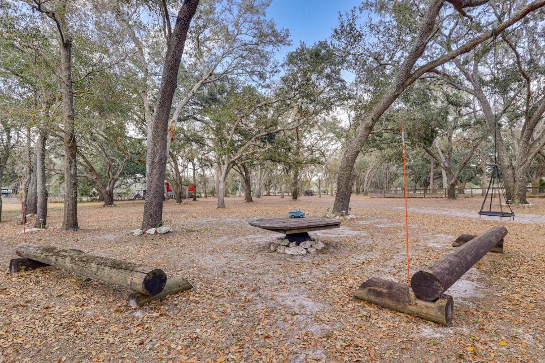 Photo of Others in Valrico