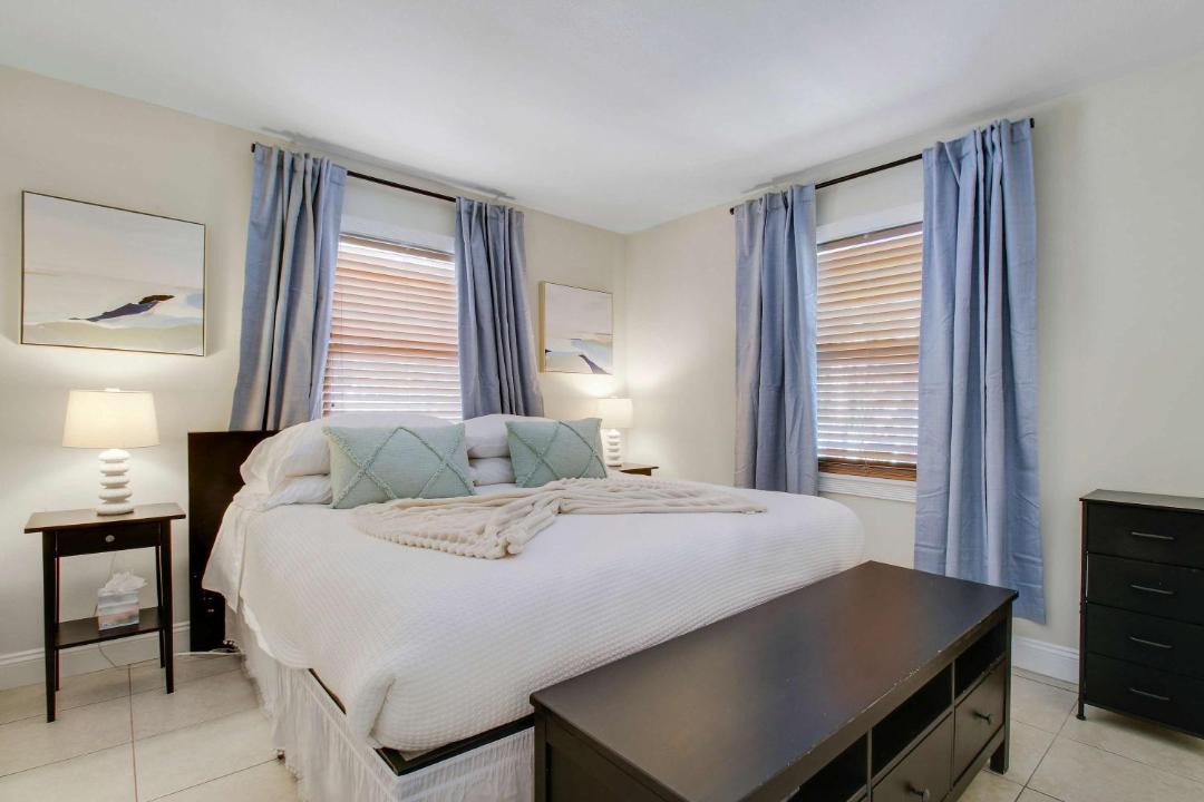 Photo of Bedroom in Flamingo Parks