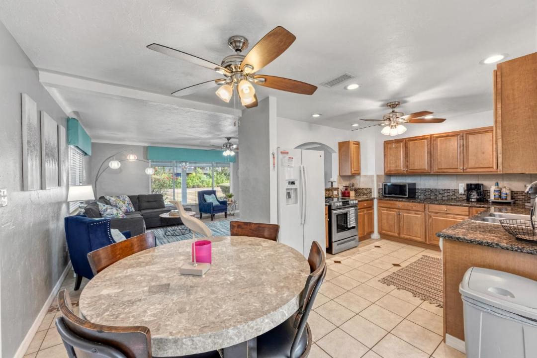 Photo of Kitchen in Gulf Gate Estates