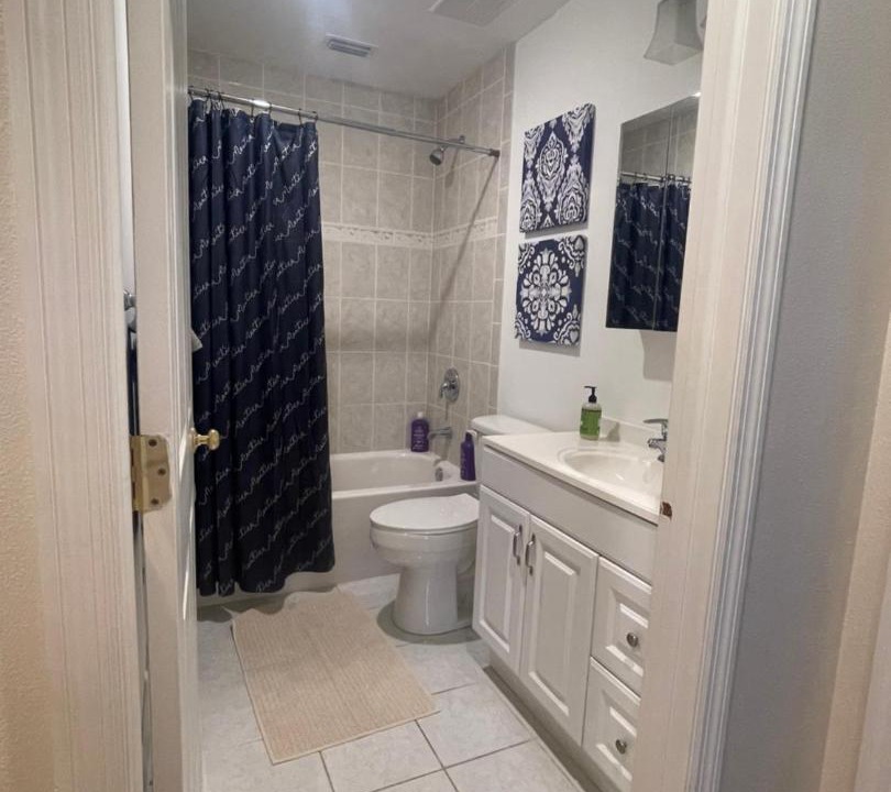 Photo of Bathroom in Tarpon Springs