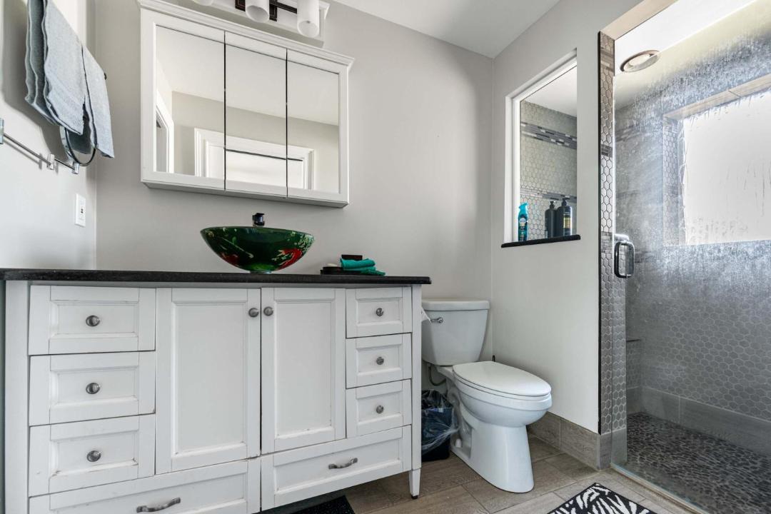 Photo of Bathroom in Oakland Hills