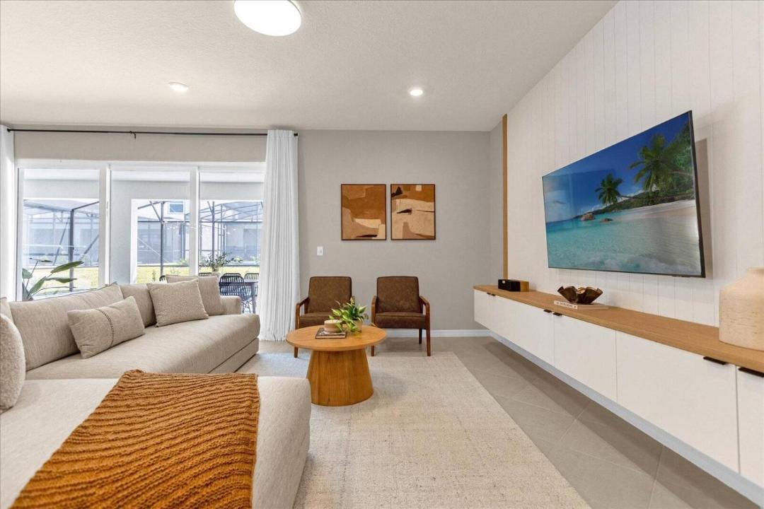 Photo of Livingroom in Four Corners