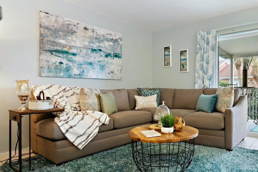 Photo of Livingroom in Bayview