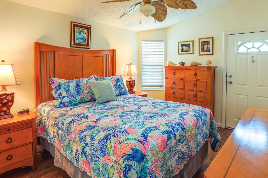 Photo of Bedroom in Hutchinson Island South