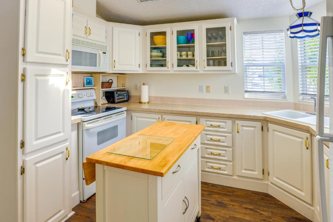 Photo of Kitchen in Hutchinson Island South