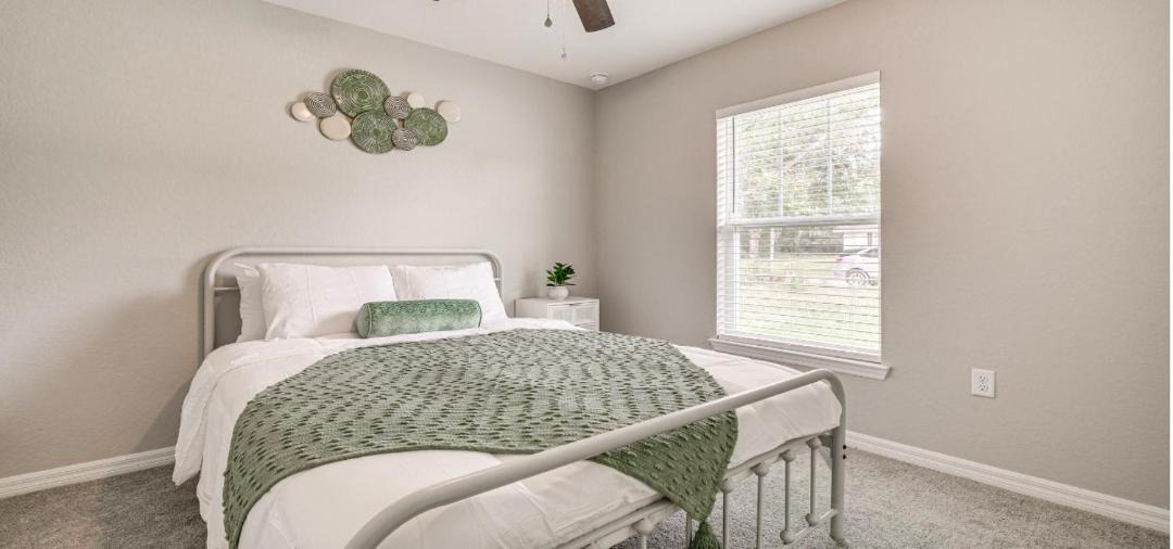 Photo of Bedroom in Dunnellon