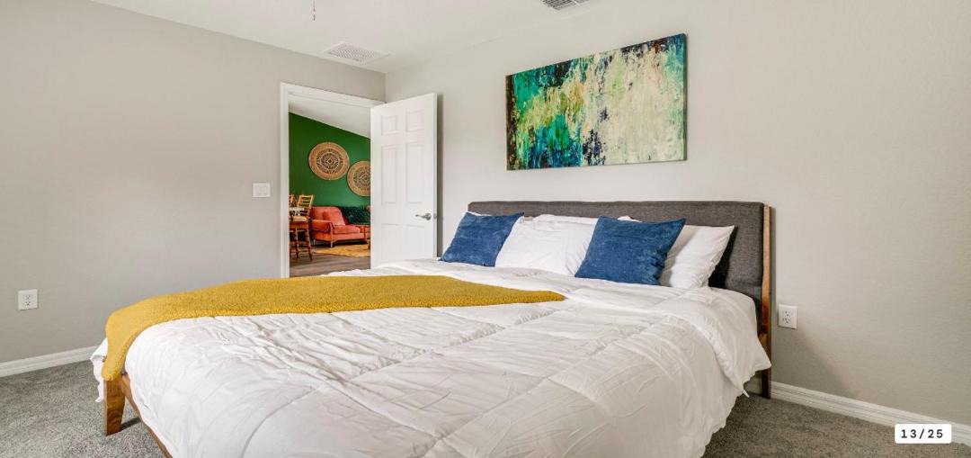Photo of Bedroom in Dunnellon