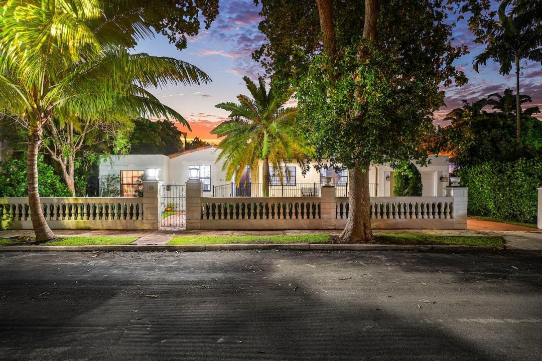 Photo of Others in Palm Beach - West Palm Beach