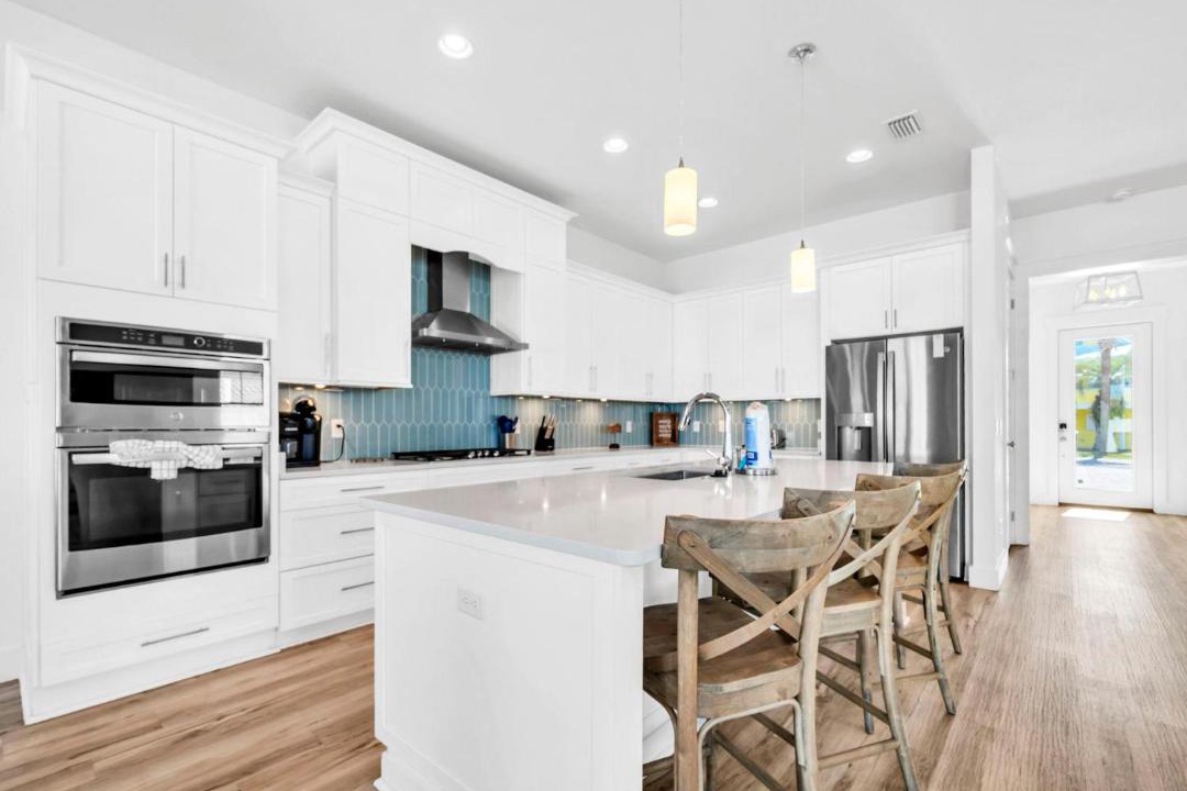 Photo of Kitchen in Kiska Beach