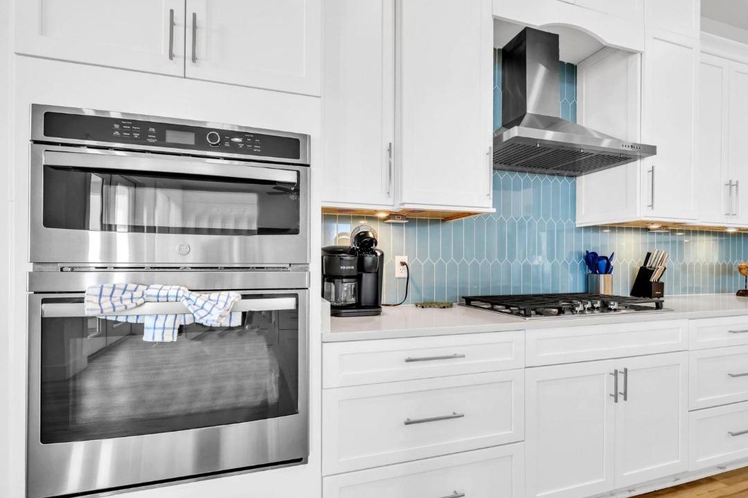 Photo of Kitchen in Kiska Beach