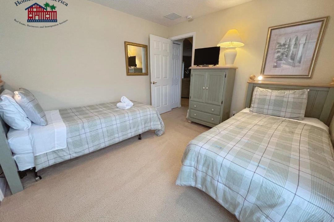 Photo of Bedroom in Orange Tree