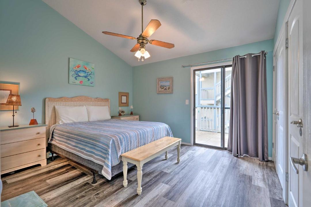 Photo of Bedroom in Holiday Beach