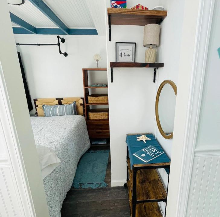 Photo of Bedroom in Biltmore Beach