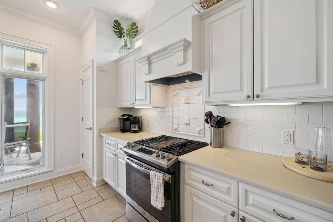 Photo of Kitchen in Seacrest