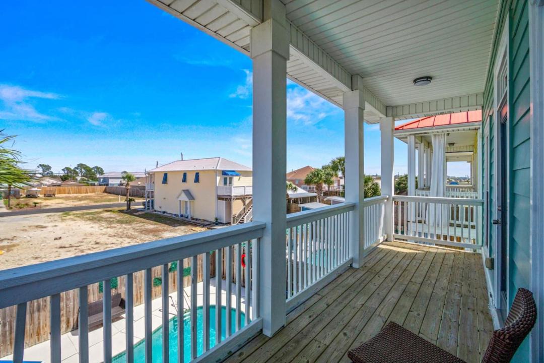 Photo of Patio Balcony in Biltmore Beach