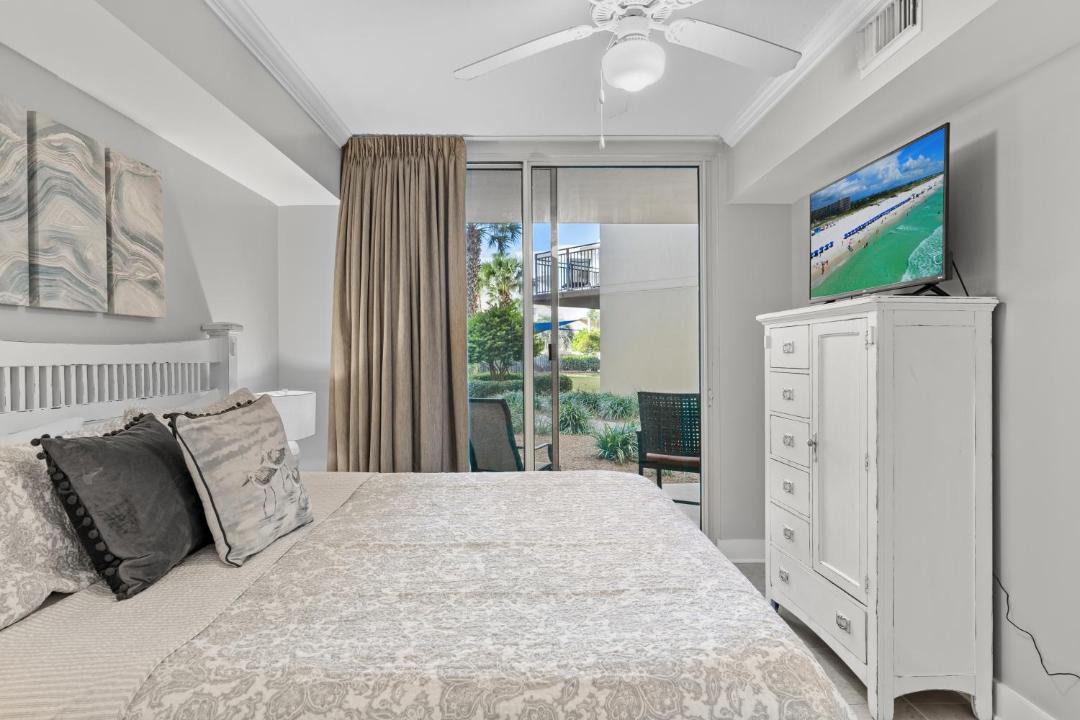 Photo of Bedroom in Fort Walton Beach