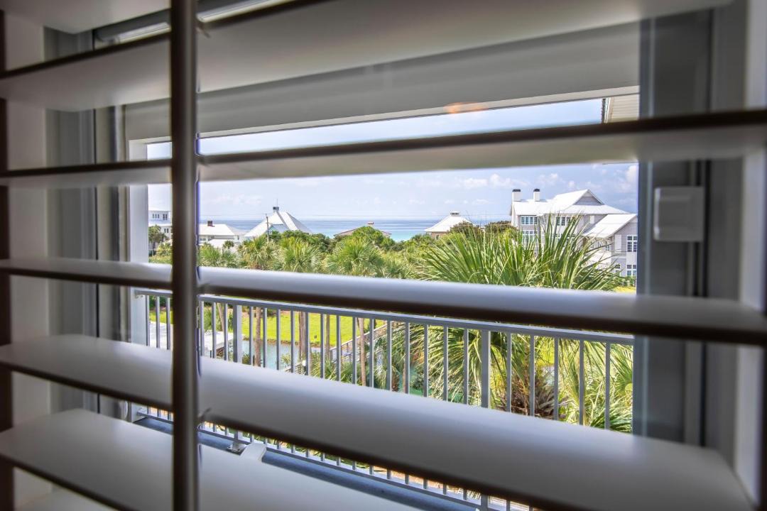 Photo of Patio Balcony in Gulf Place