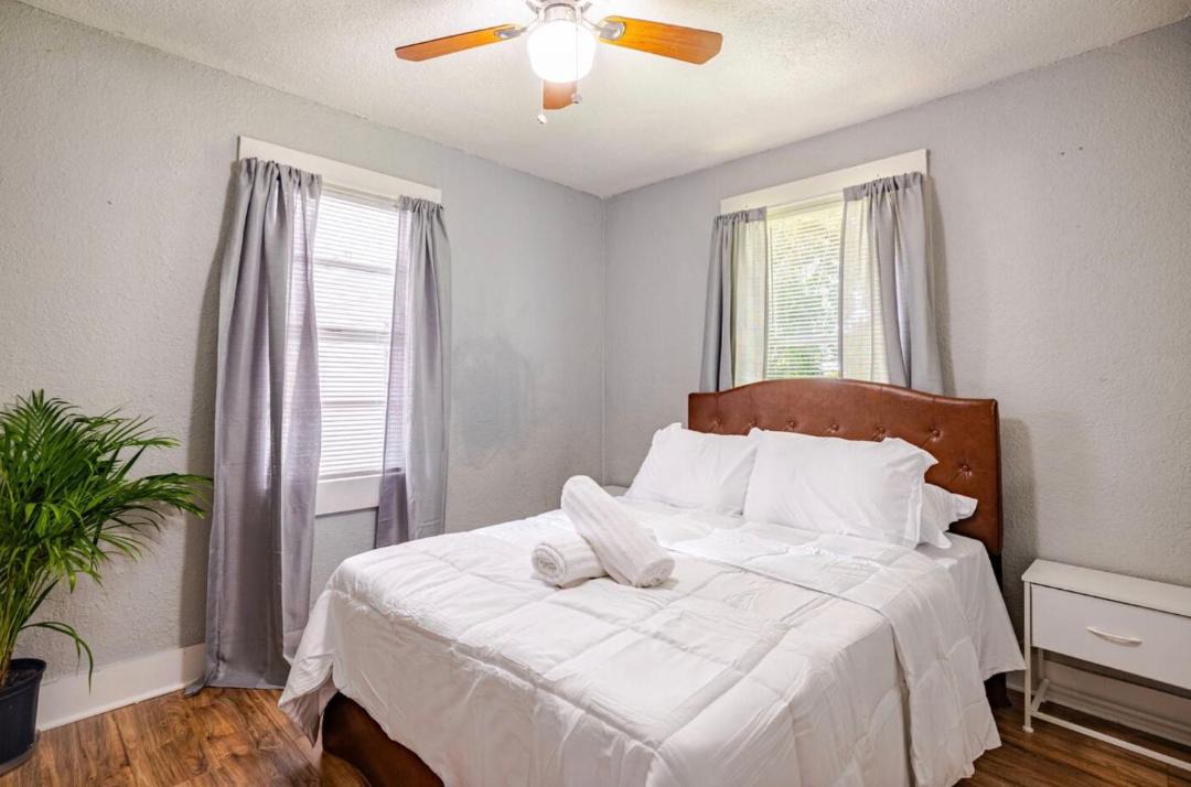 Photo of Bedroom in Ybor City