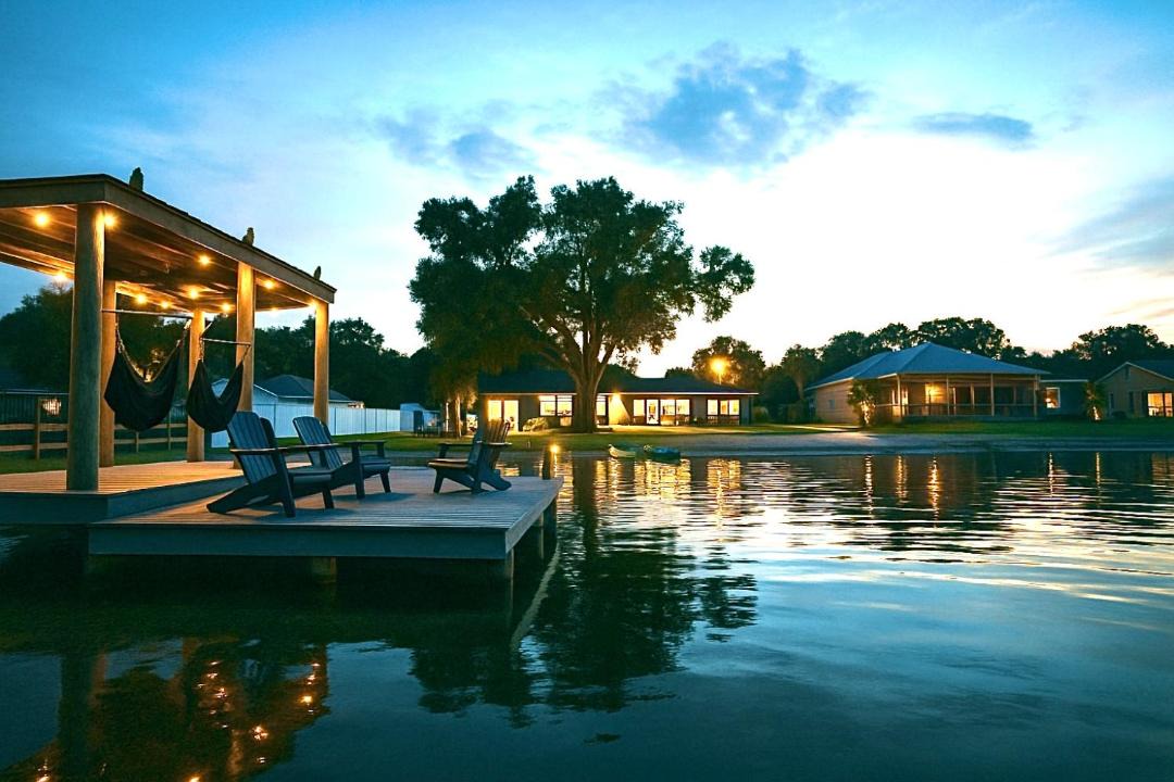 Photo of Others in Egypt Lake-Leto