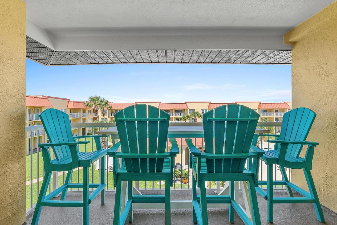 Photo of Patio Balcony in Point East
