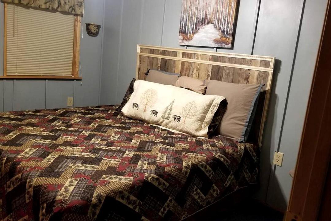 Photo of Bedroom in Claxton