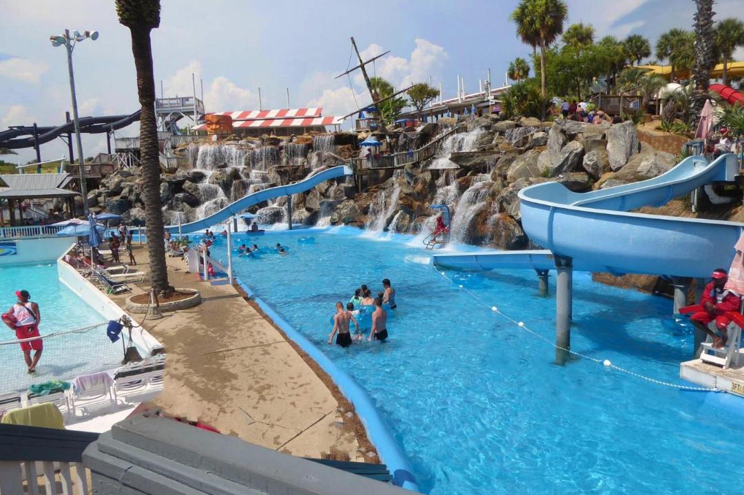 Photo of Others in Holiday Isle