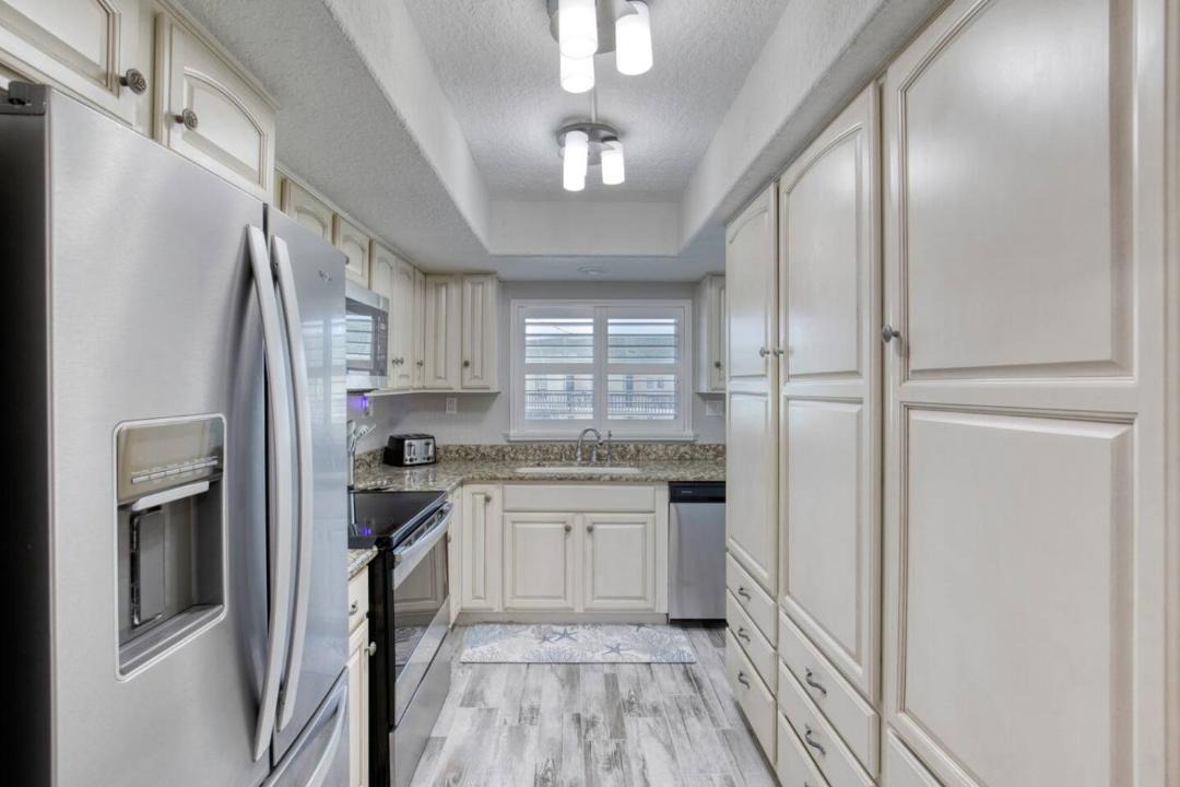 Photo of Kitchen in Ormond-by-the-Sea