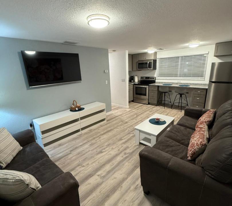 Photo of Livingroom in Englewood