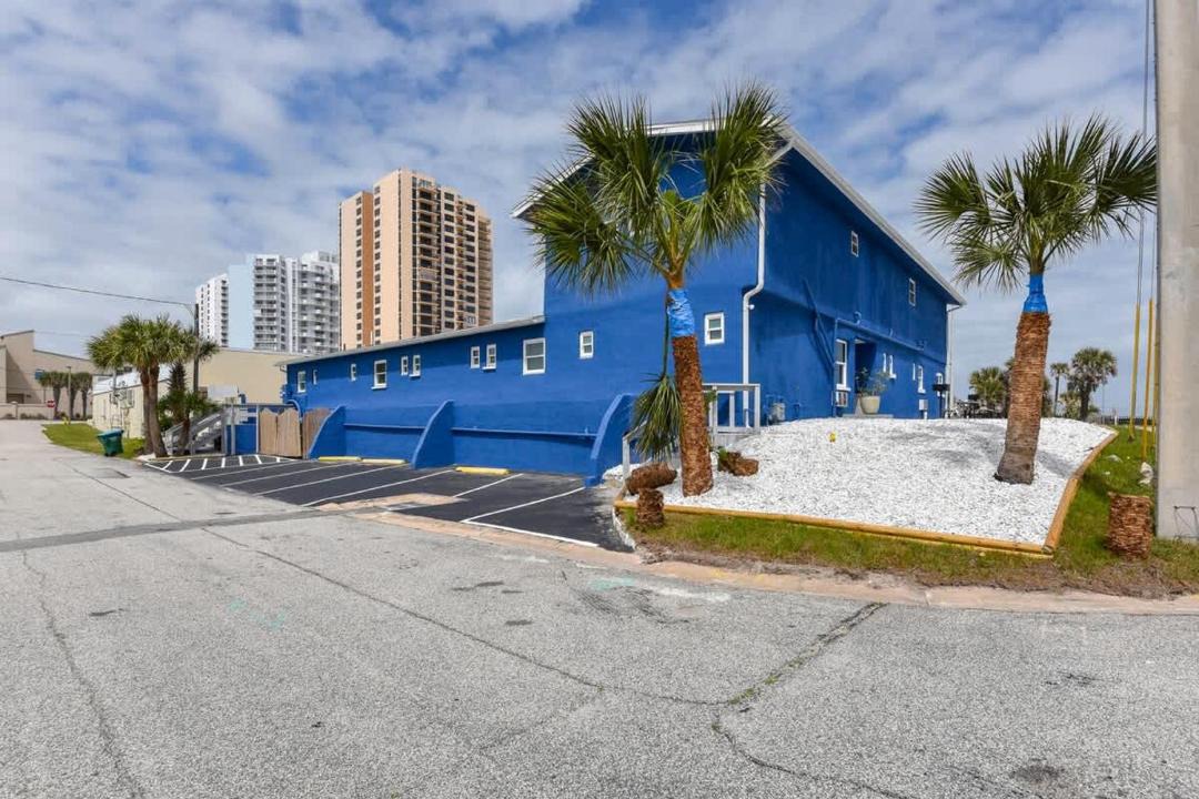 Photo of Others in Daytona Beach Shores