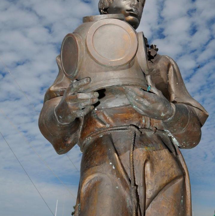 Photo of Human In Picture in Tarpon Springs