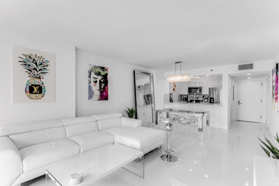 Photo of Others in Brickell