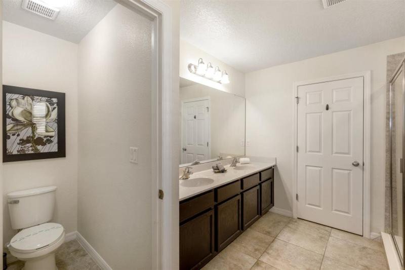 Photo of Bathroom in Veranda Palms