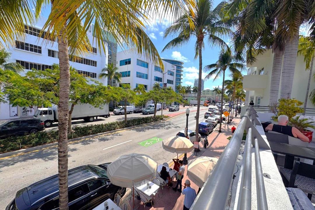 Photo of Others in Flamingo/Lummus