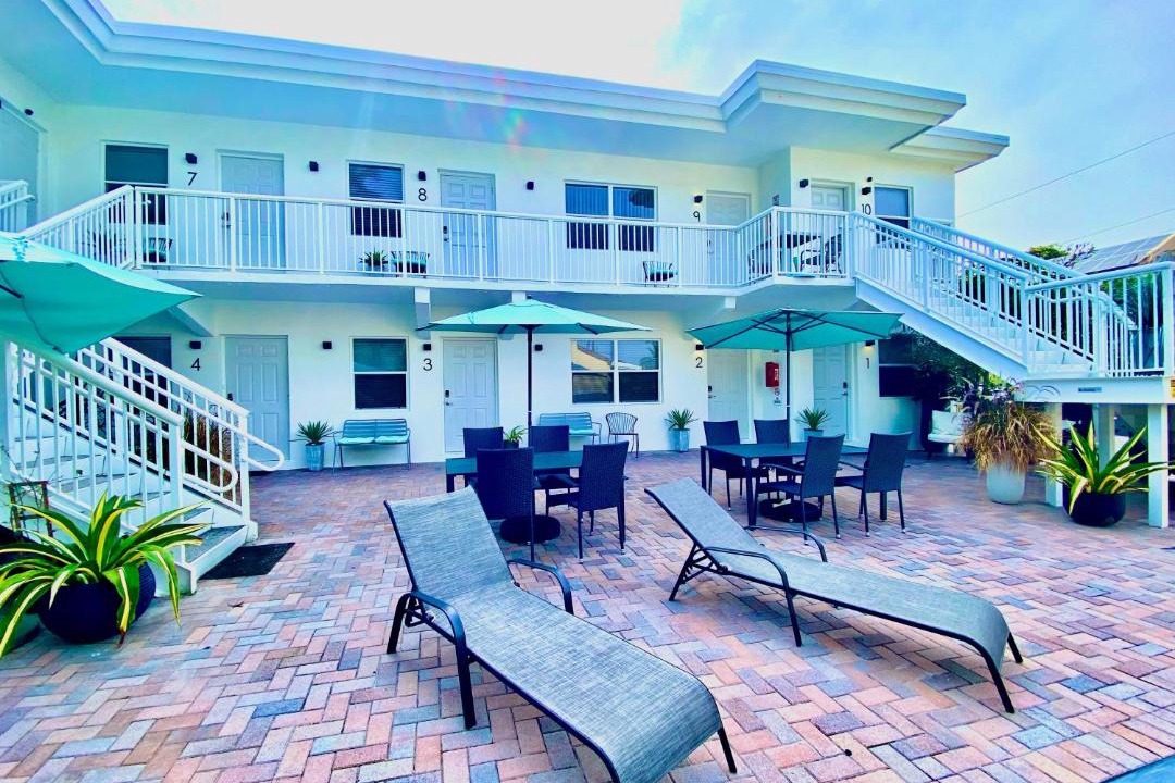 Photo of Patio Balcony in Hollywood South Central Beach