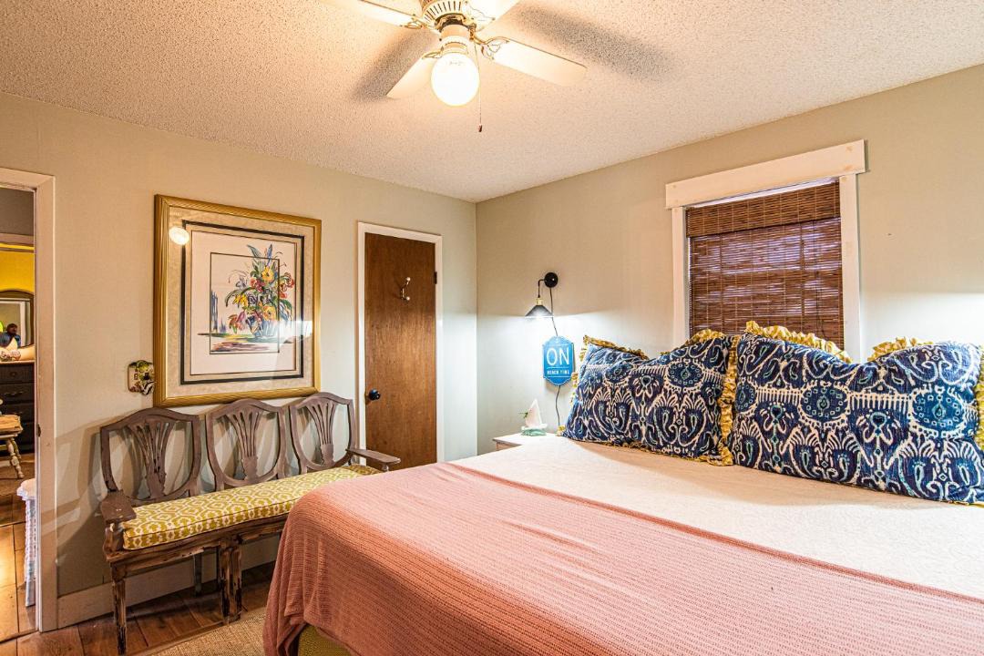 Photo of Bedroom in Laguna Beach