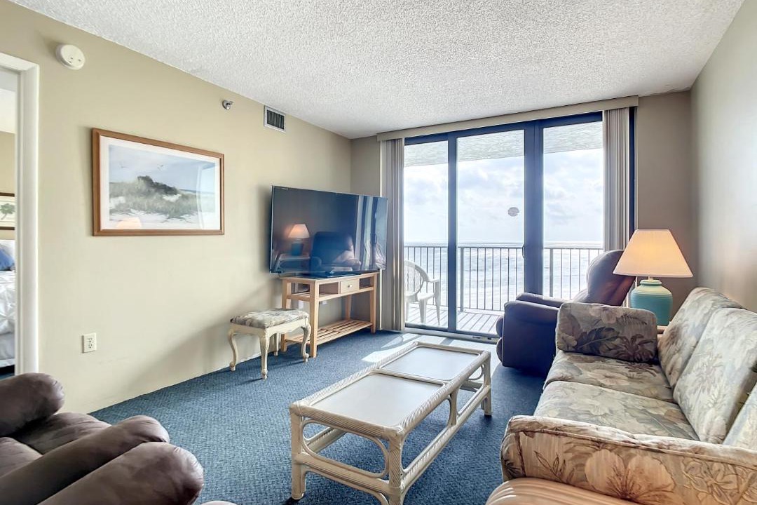 Photo of Livingroom in New Smyrna Beach
