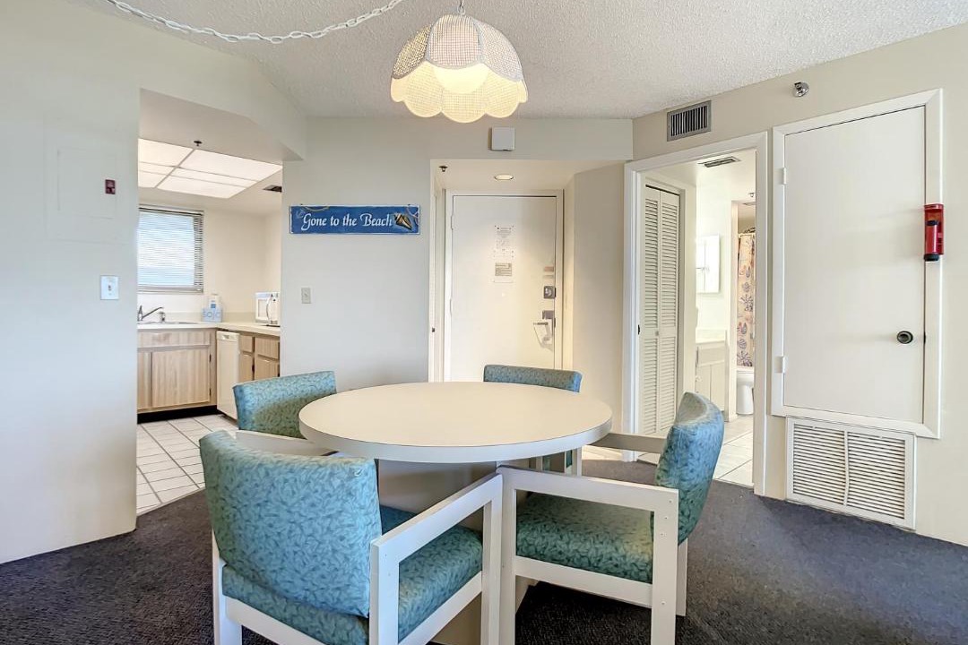 Photo of Livingroom in New Smyrna Beach