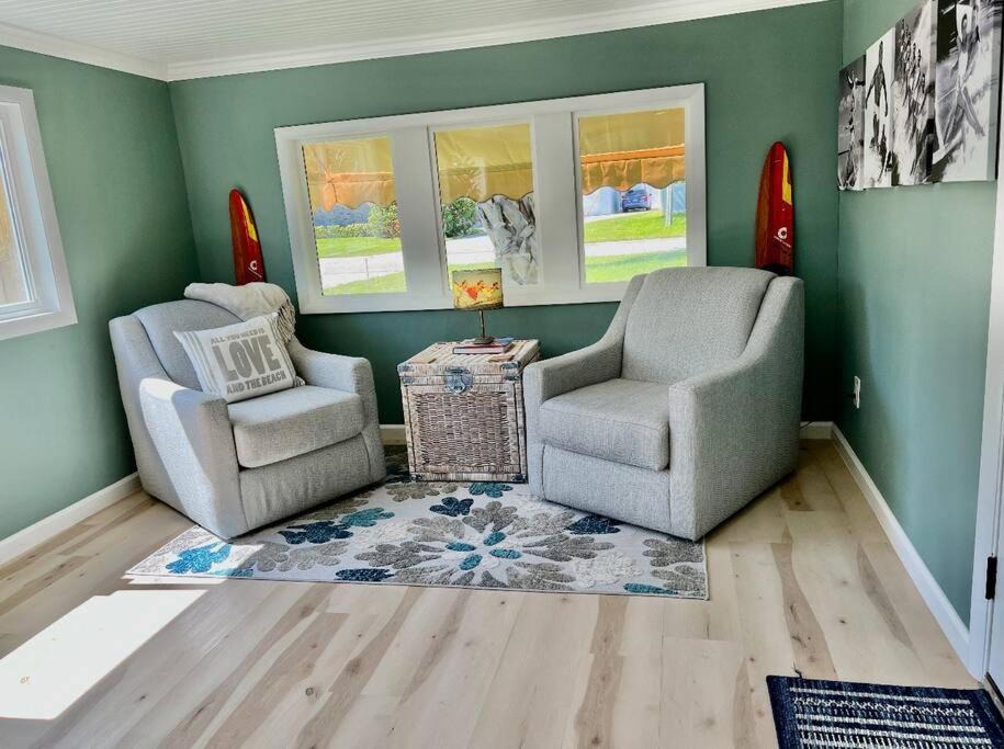 Photo of Livingroom in Cocoa Isles
