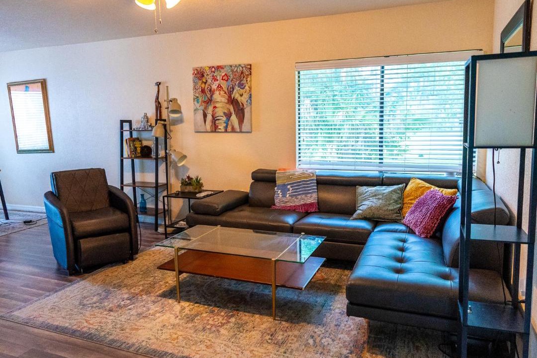 Photo of Livingroom in University Heights