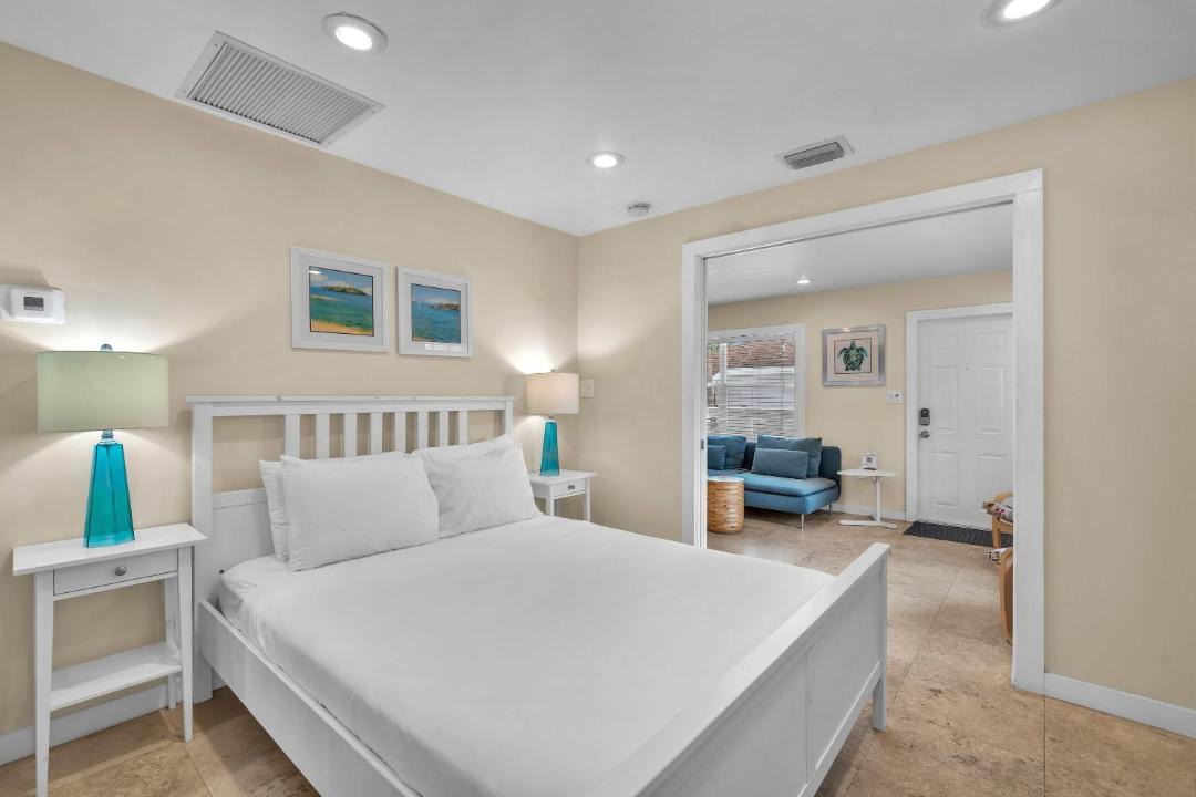 Photo of Bedroom in Southwest Coconut Grove