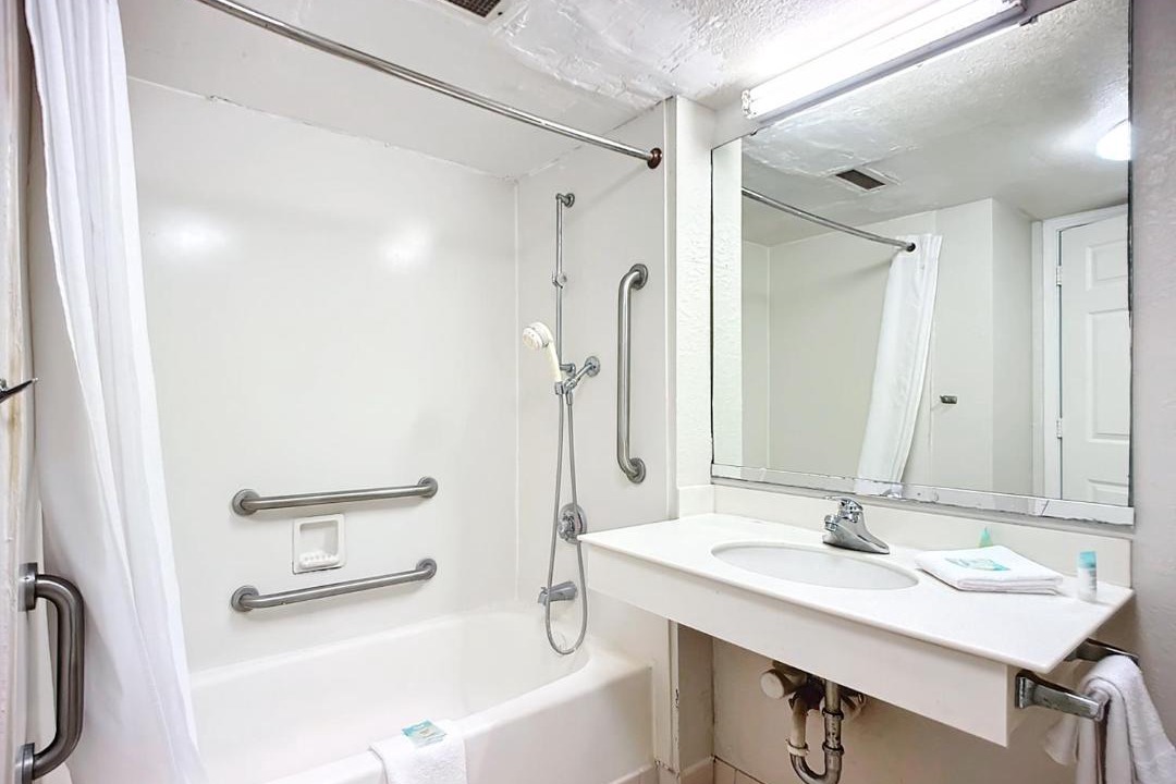 Photo of Bathroom in Highlands