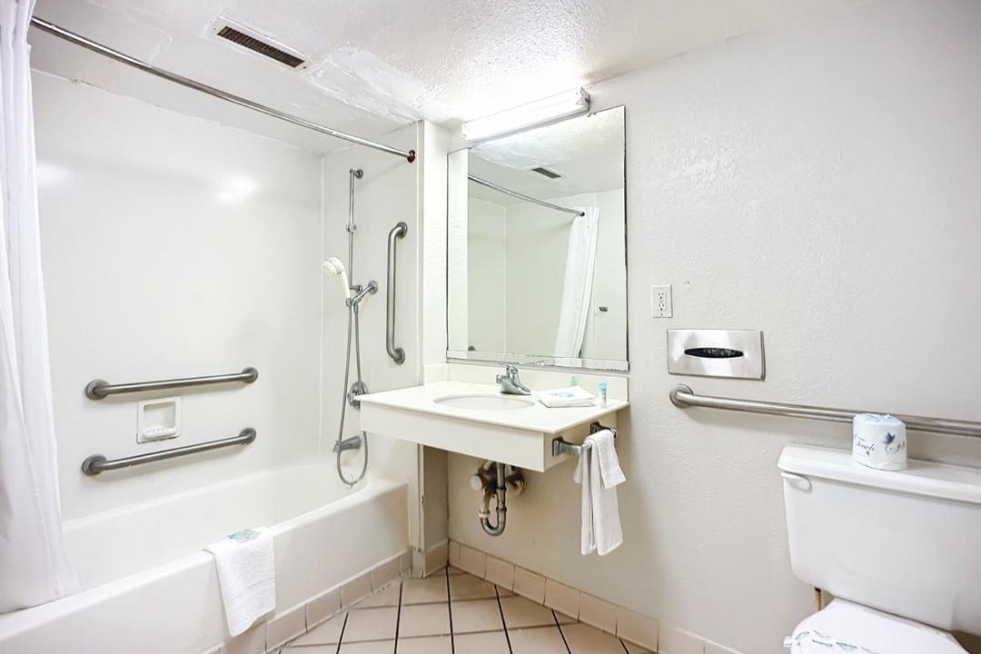 Photo of Bathroom in Highlands
