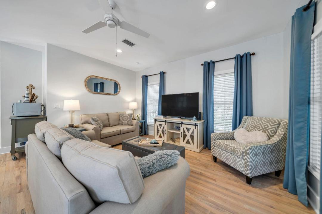 Photo of Livingroom in Seacrest