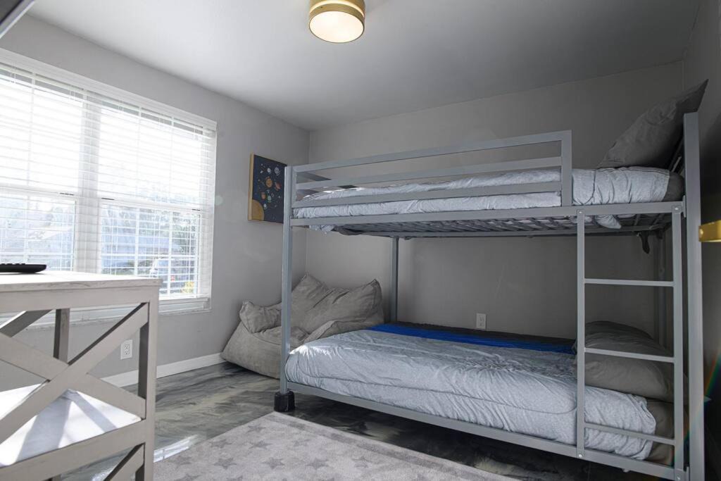 Photo of Bedroom in Seffner Community Alliance