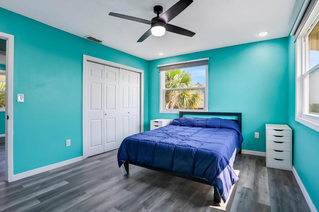 Photo of Bedroom in Pine Island