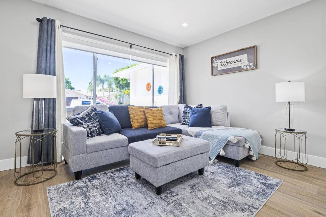 Photo of Livingroom in Orchid Lake Village