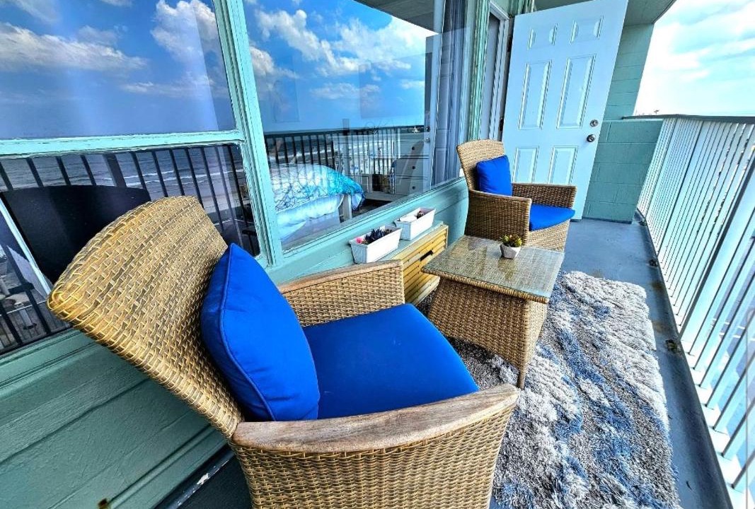 Photo of Patio Balcony in East Daytona