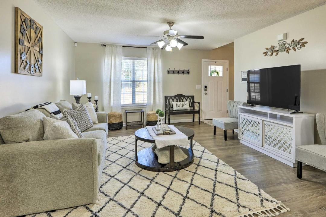 Photo of Livingroom in Centerville